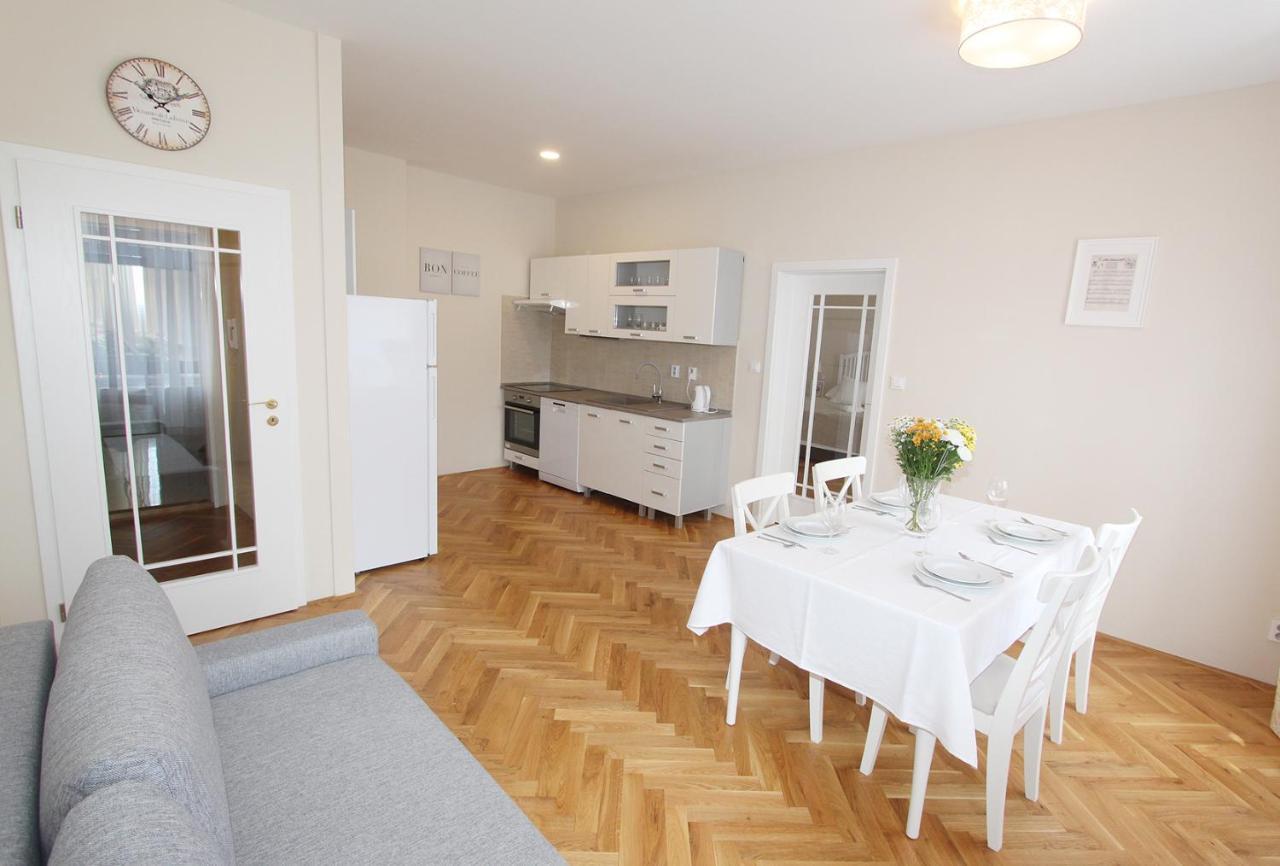 Rezidence U C. 2 Apartment *